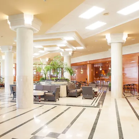 Puerto Bahia & Hotel 4*