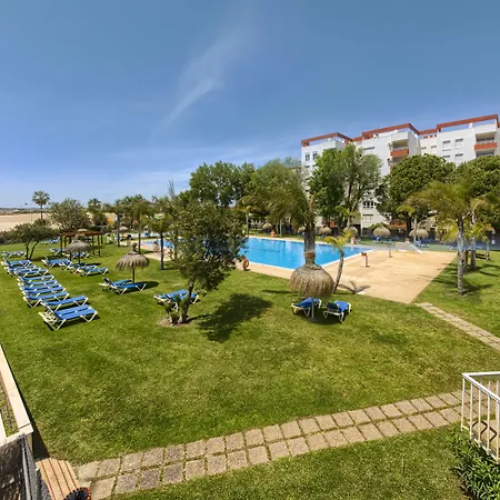 Puerto Bahia & Hotel