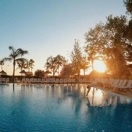 Hotel Puerto Bahia & 4*