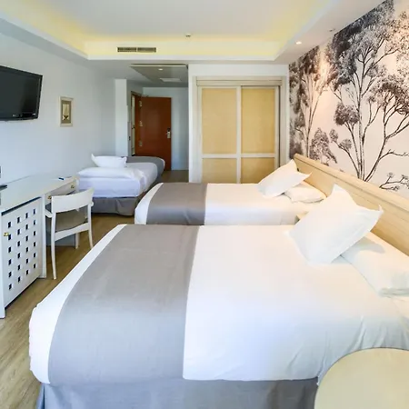 Puerto Bahia & Hotel