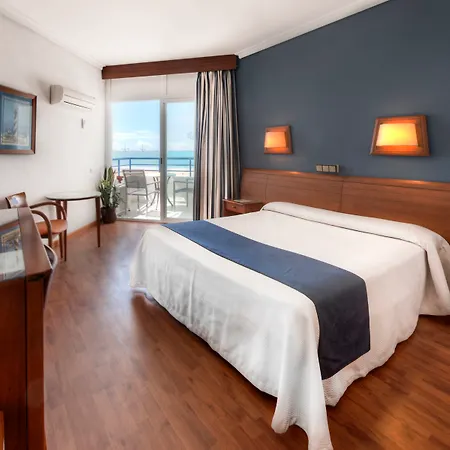 Hotel Puerto Bahia & 4*