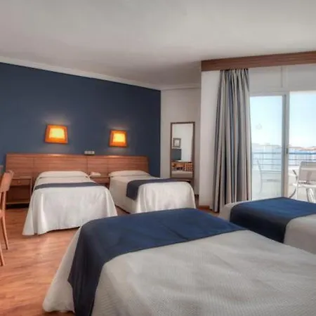 Hotel Puerto Bahia & 4*