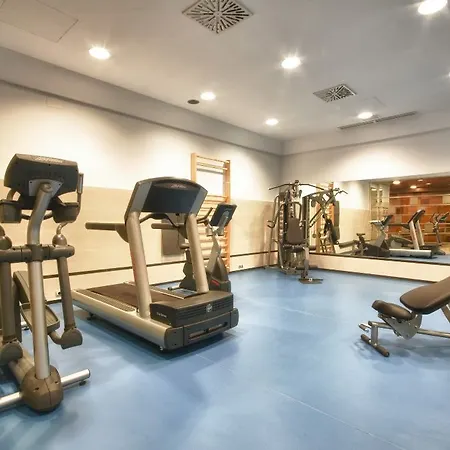 Puerto Bahia & Hotel 4*
